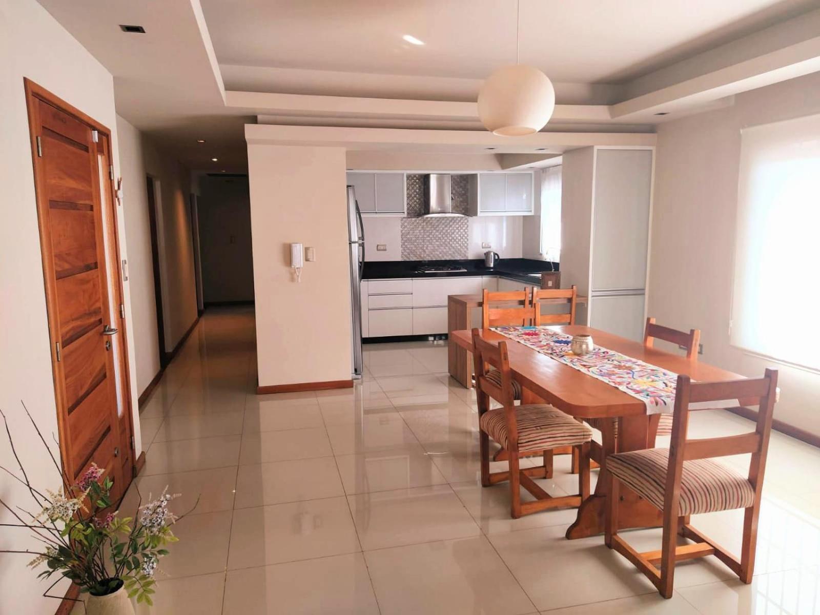Excelente Departamento - Cataratas Alquiler Temporario ปูแอร์โตอีกวาซู ภายนอก รูปภาพ